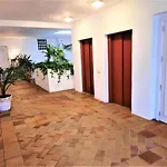 Beachside Puerto Banus Stunning 312 Apartment Marbella
