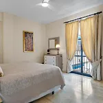 Beachside Puerto Banus Stunning 312 Apartment Marbella