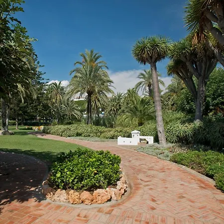 Beachfront Puerto Banus Apartment Marbella