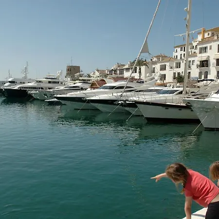 Apartment Beachfront Puerto Banus Marbella
