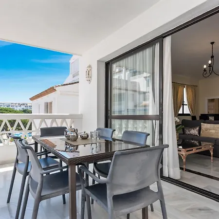 Beachfront Puerto Banus Apartment