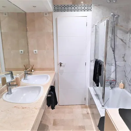 Beachside Puerto Banus Stunning 312 Daire