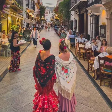 Beachside Puerto Banus Stunning 312 Apartment *