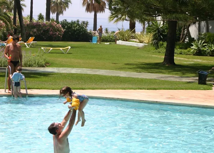 Beachside Puerto Banus Stunning 312